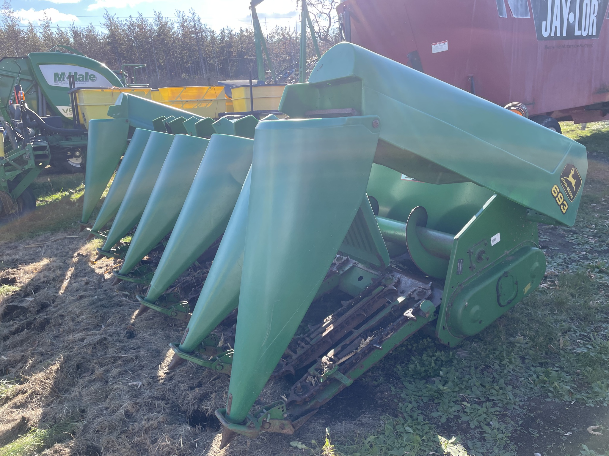 1994 John Deere 693 Image 8