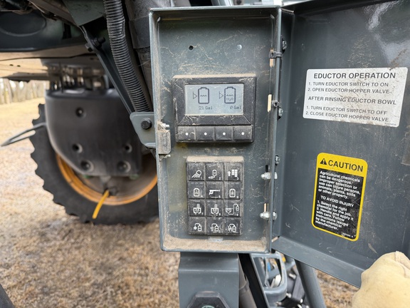 2024 Hagie STS12 - Photo24