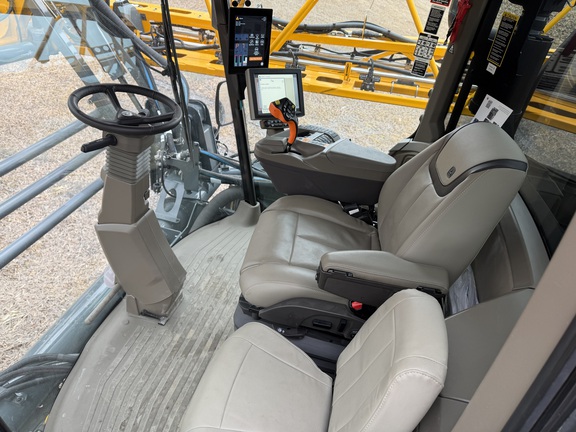 2024 Hagie STS12 - Photo35