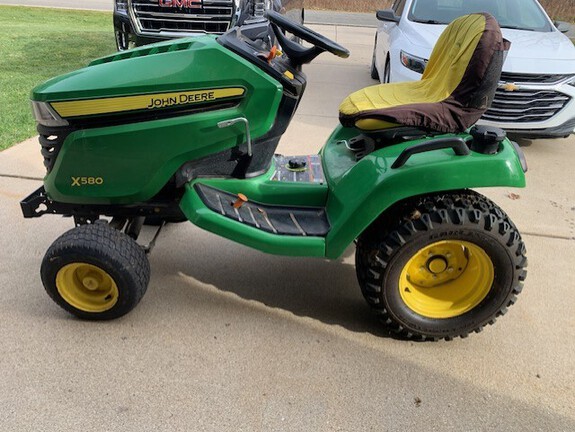 Photo of 2019 John Deere X580