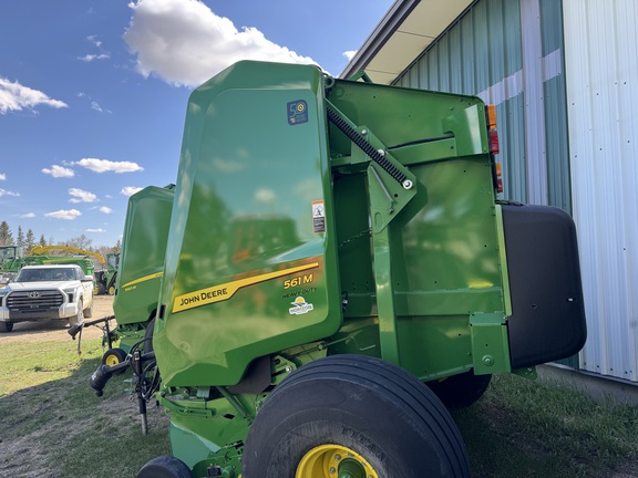 Used 2025 John Deere 561M Round Balers at Horizon Ag & Turf in Warburg, AB - Photo2