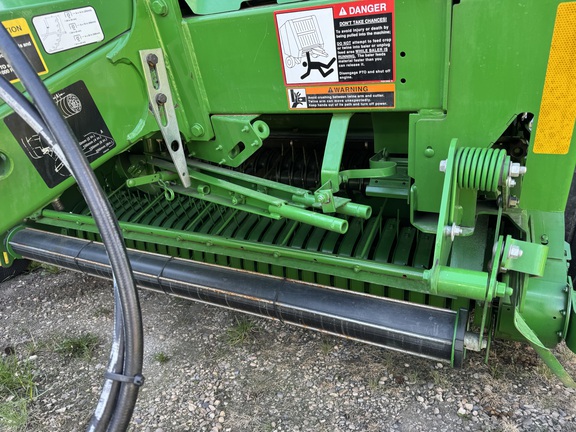 Used 2025 John Deere 561M Round Balers at Horizon Ag & Turf in Warburg, AB - Photo6