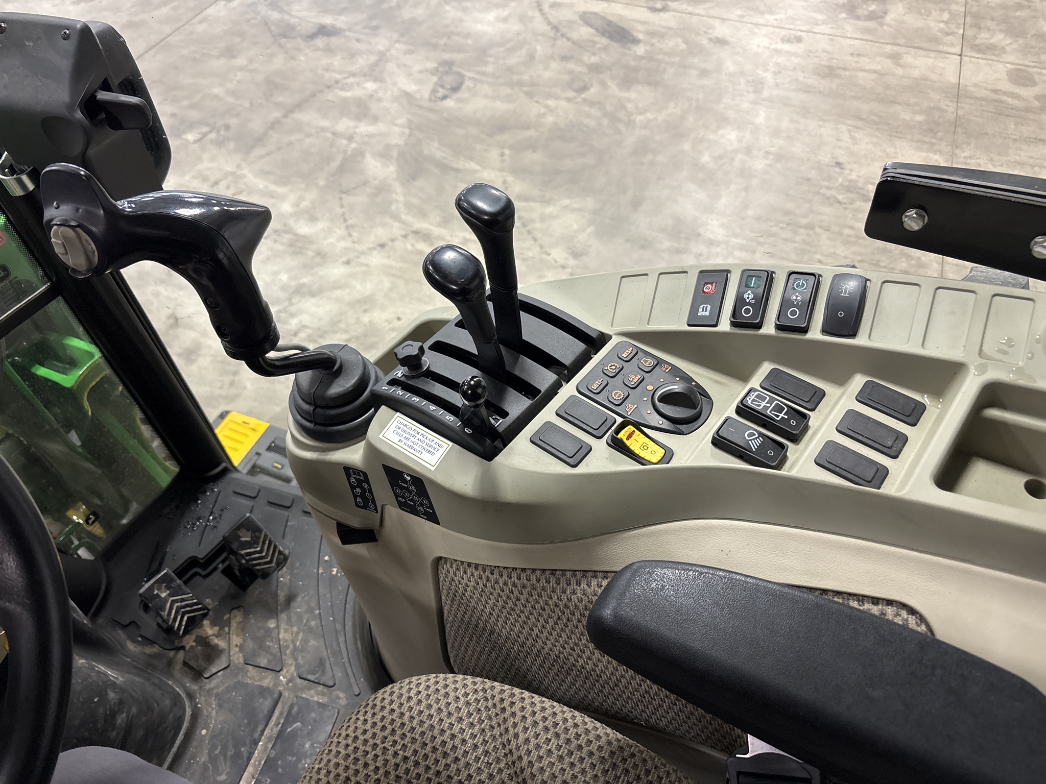 Used 2020 John Deere 4066R Compact Utility Tractors at Koenig Equipment in Anna, OH - PhotoXL31