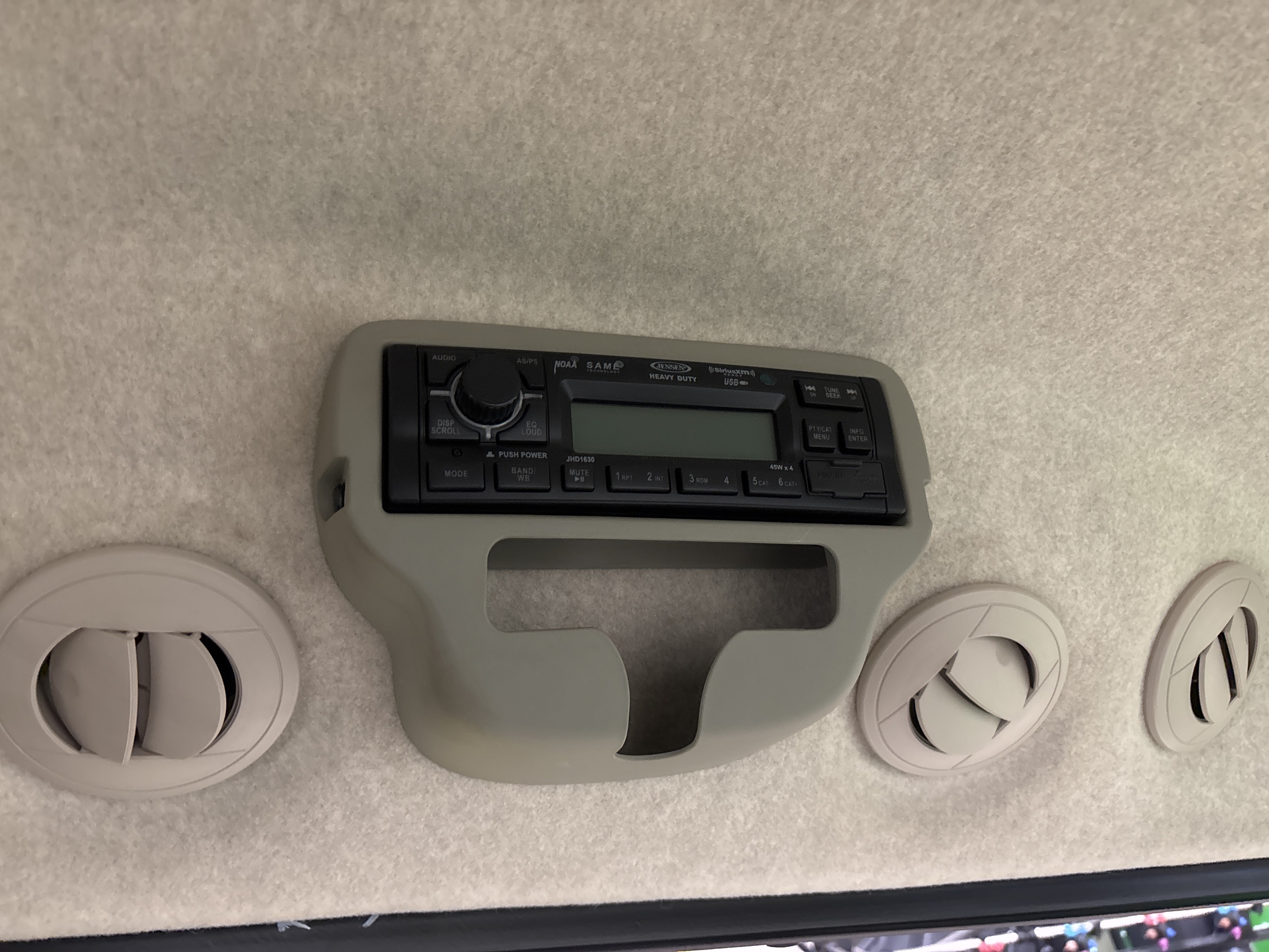 Used 2020 John Deere 4066R Compact Utility Tractors at Koenig Equipment in Anna, OH - PhotoXL33