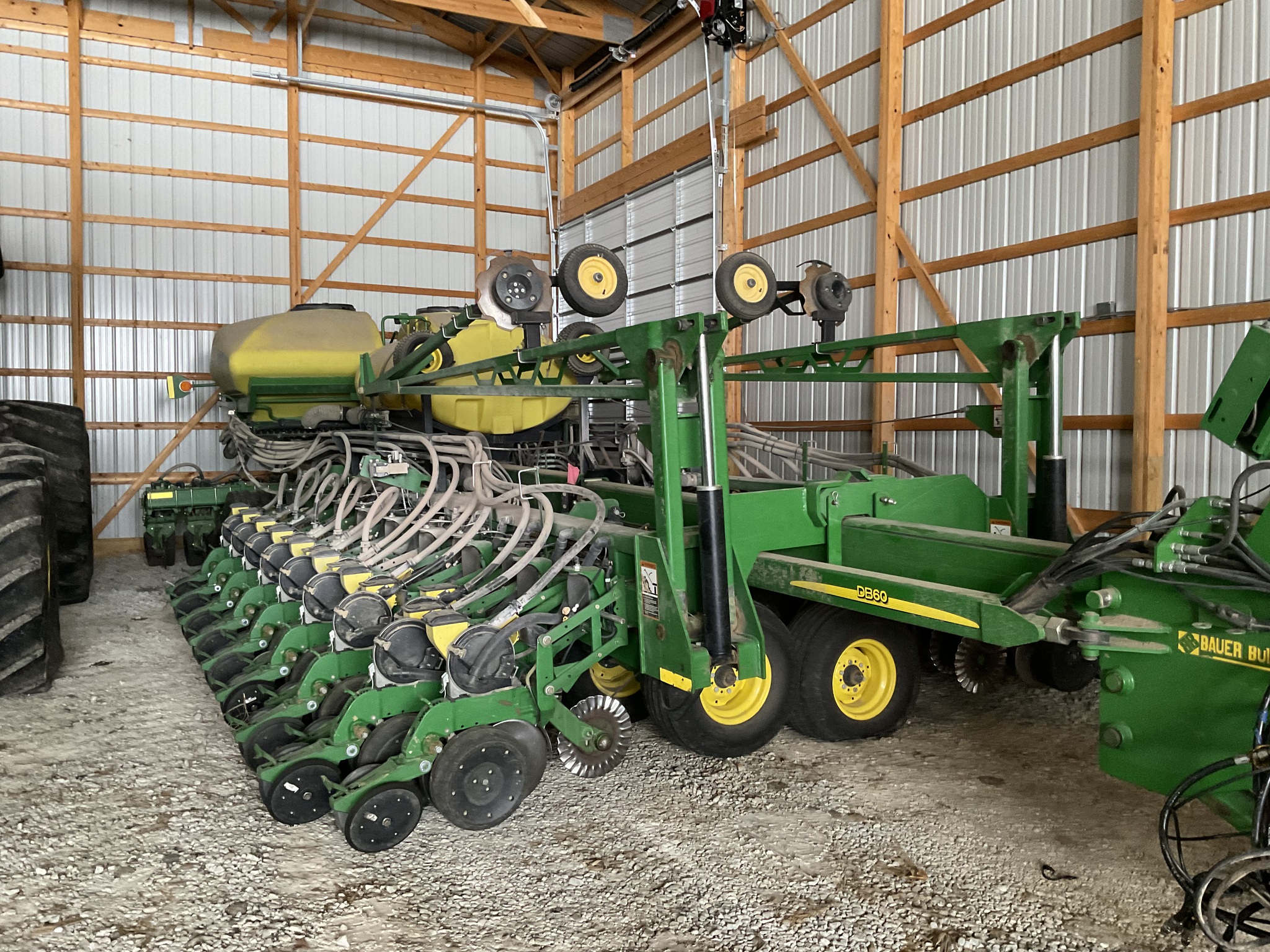 2011 John Deere DB60 Image 1