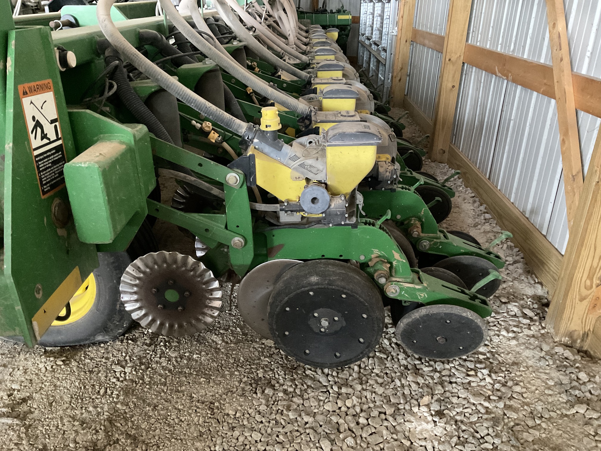 2011 John Deere DB60 Image 2