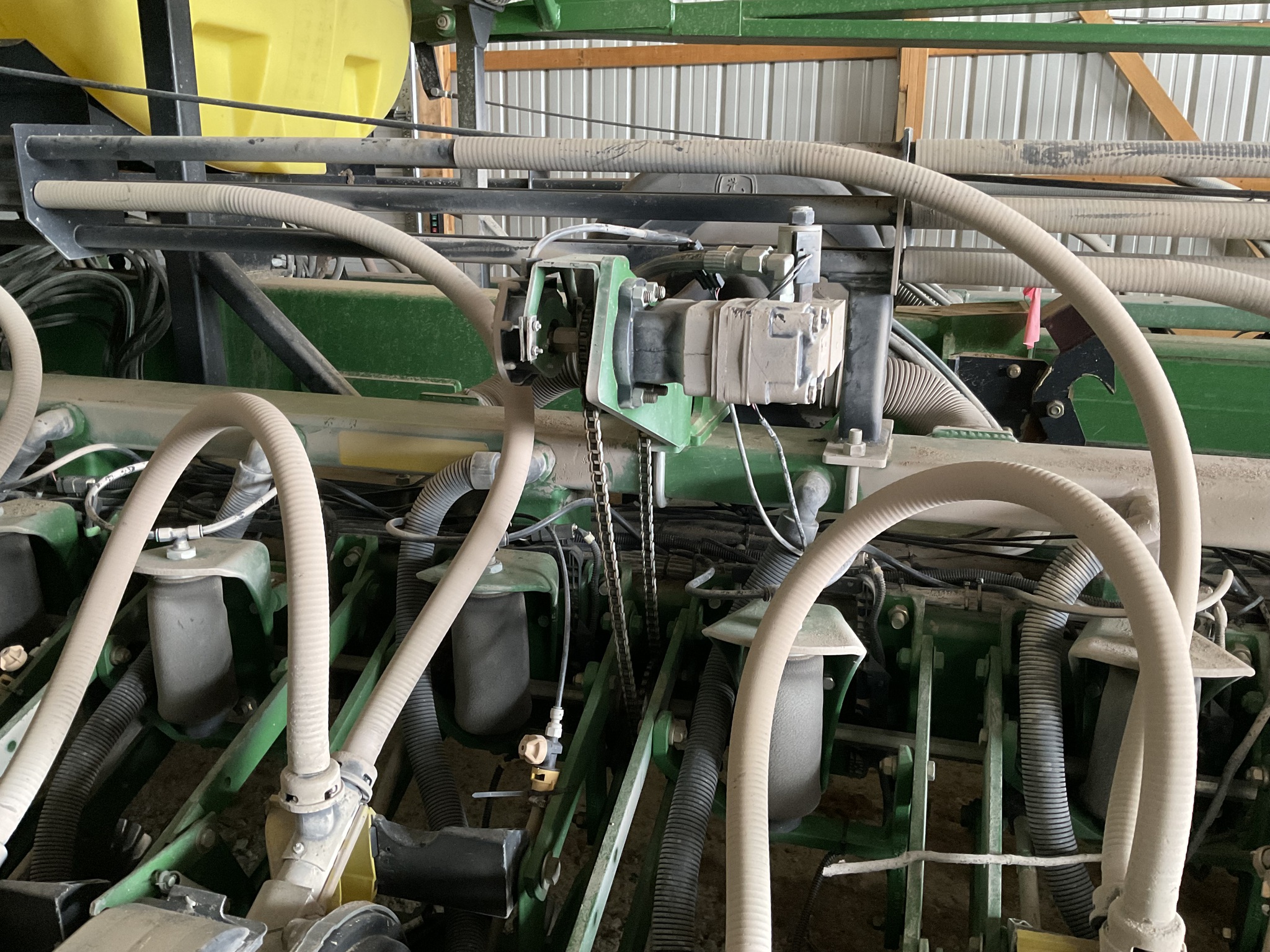 2011 John Deere DB60 Image 17