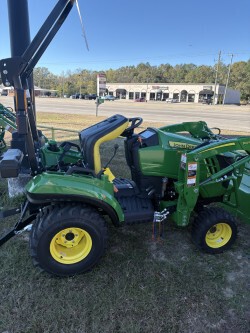 2024 John Deere 1023E Photo 2