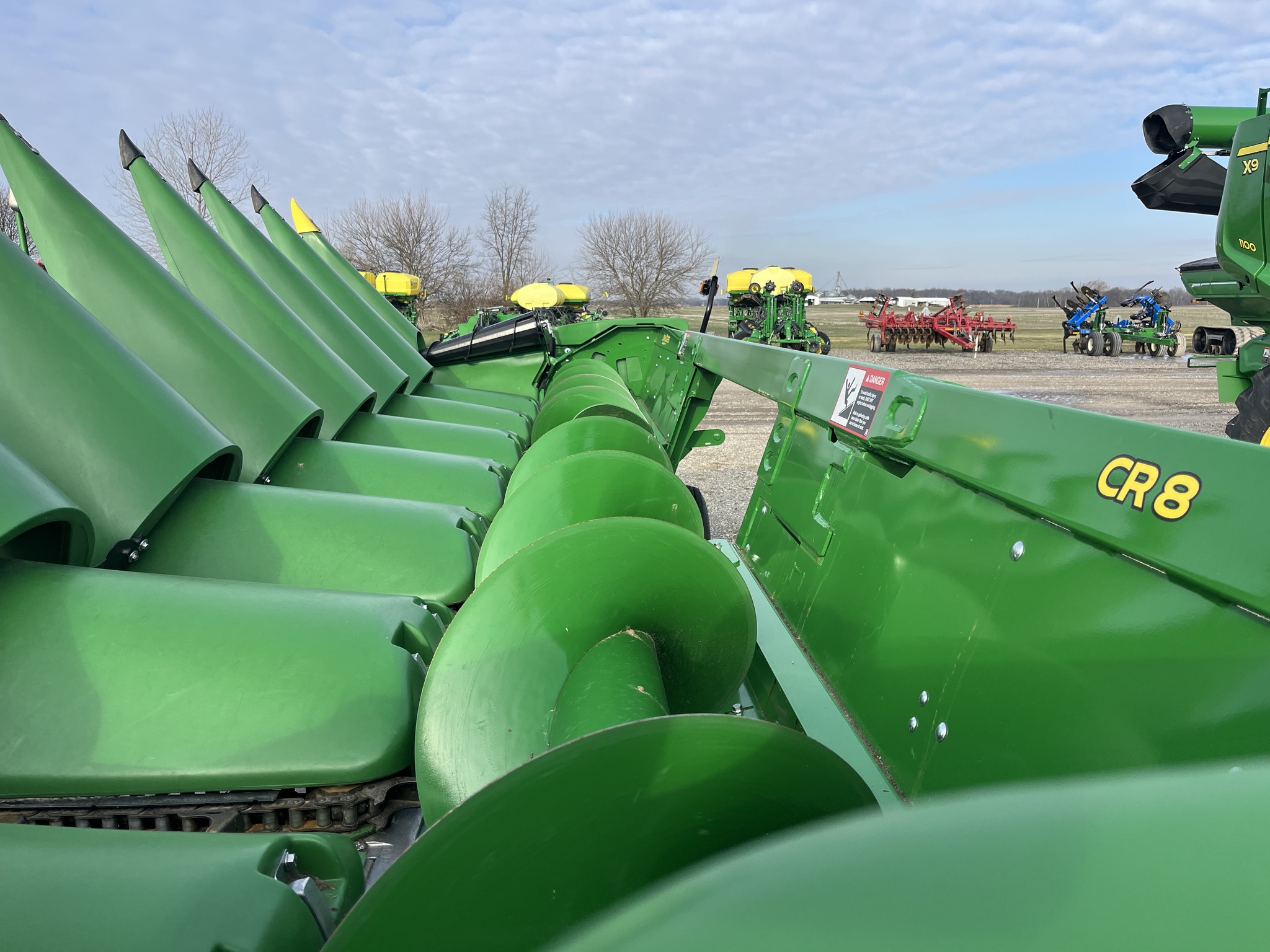 2025 John Deere CR 8 Image 1