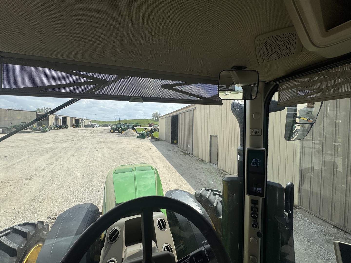  2023 John Deere 8R 410 at Heritage Tractor in Geneseo, IL