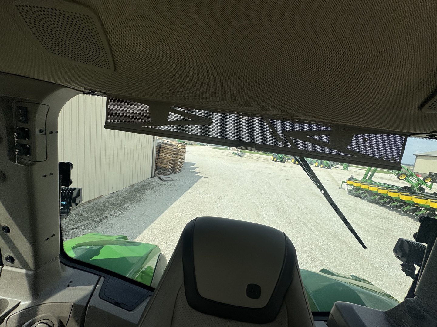  2023 John Deere 8R 410 at Heritage Tractor in Geneseo, IL