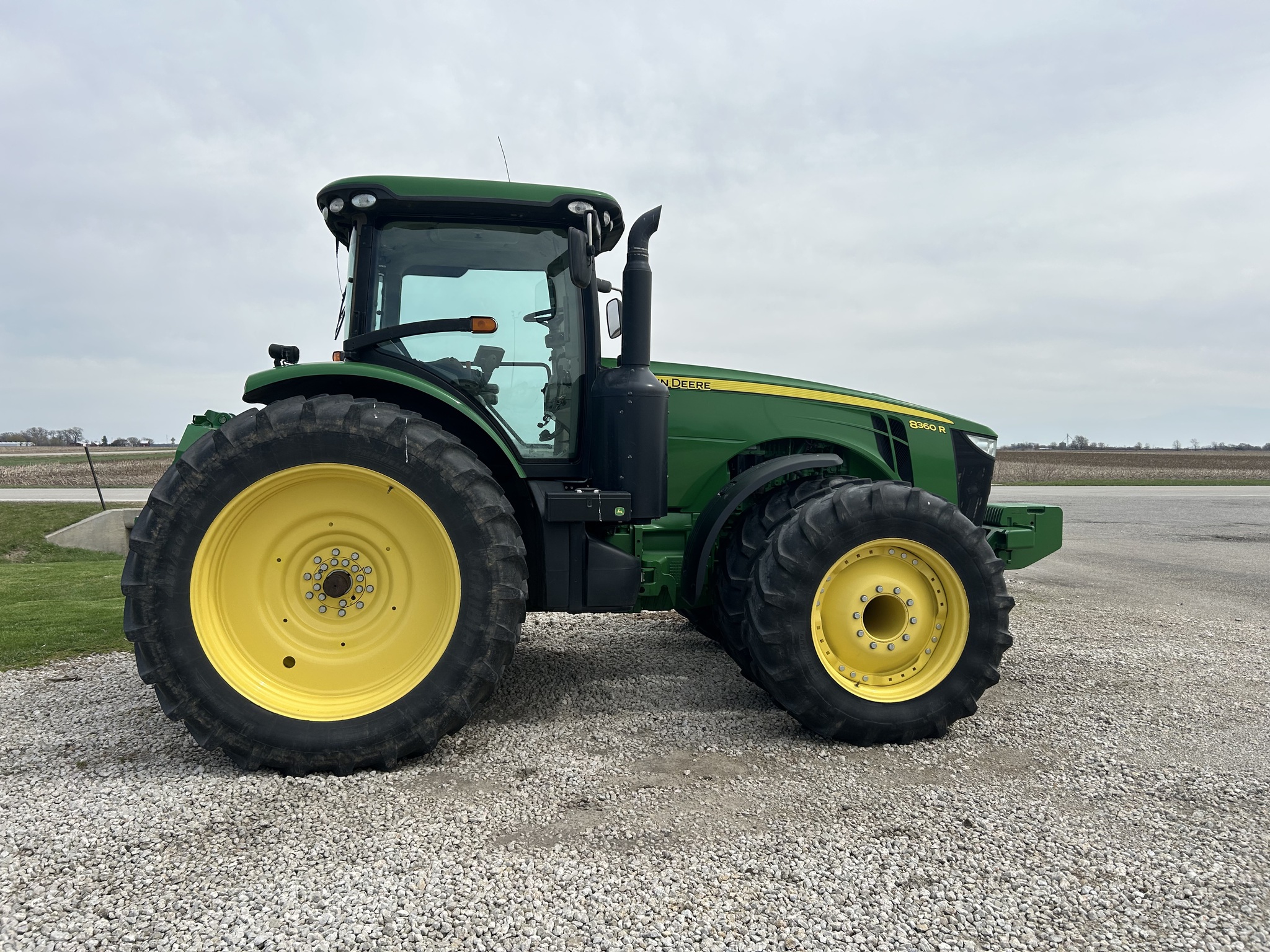  2013 John Deere 8360R at Heritage Tractor in Streator, IL