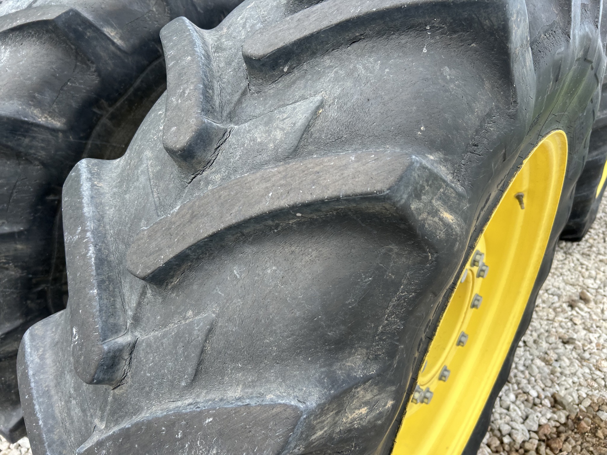  2013 John Deere 8360R at Heritage Tractor in Streator, IL