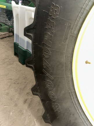 Used 2019 John Deere 1870 Air Drills and Seeders at Horizon Ag & Turf in Lloydminster, AB - Photo2