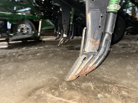 Used 2019 John Deere 1870 Air Drills and Seeders at Horizon Ag & Turf in Lloydminster, AB - Photo6