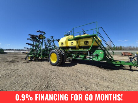 Used 2019 John Deere 1870 Air Drills and Seeders at Horizon Ag & Turf in St. Paul, AB - Photo1