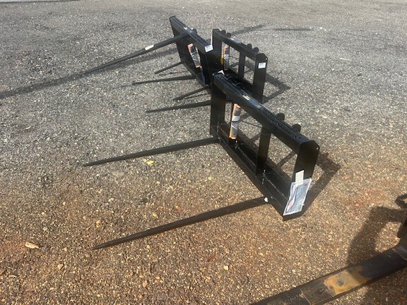 2025 John Deere AB32 Photo 3