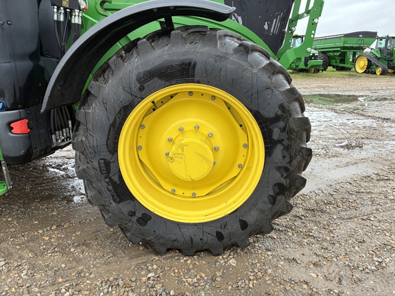 2025 John Deere 6R 175 - Photo12