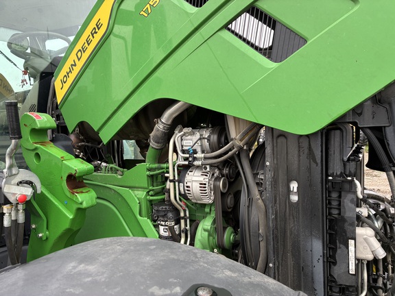 2025 John Deere 6R 175 - Photo26