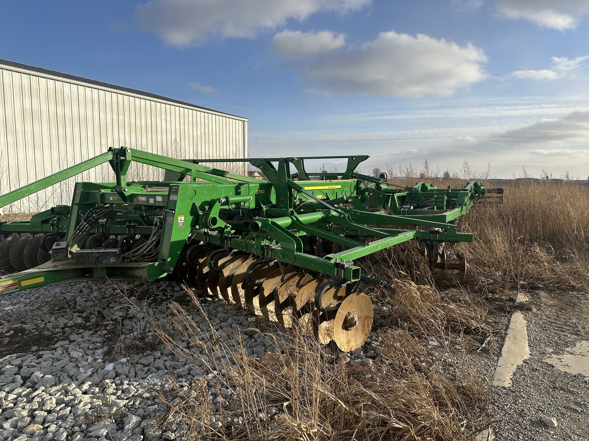 2023 John Deere 2730 Image 2