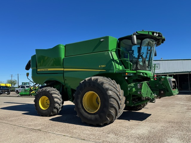 2024 John Deere S780 Image 2