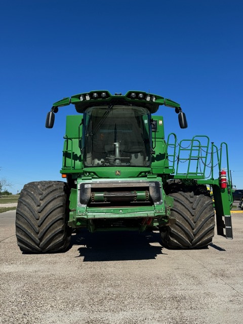 2024 John Deere S780 Image 3