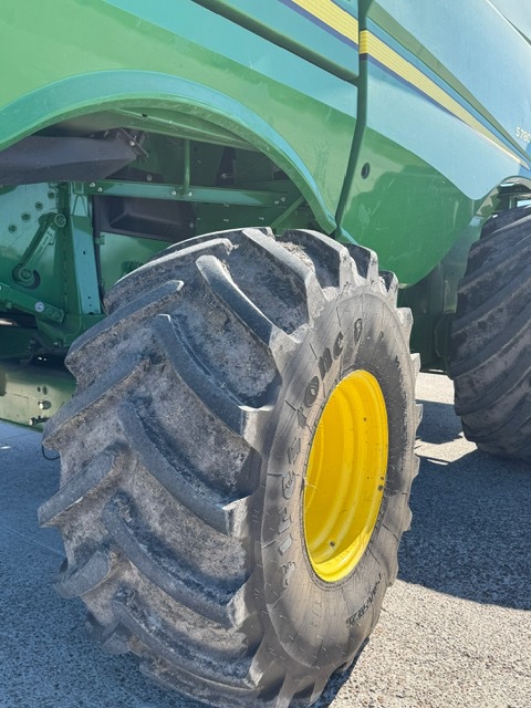 2024 John Deere S780 Image 19