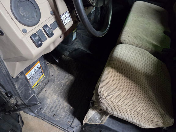 2021 John Deere XUV 835R - Photo6