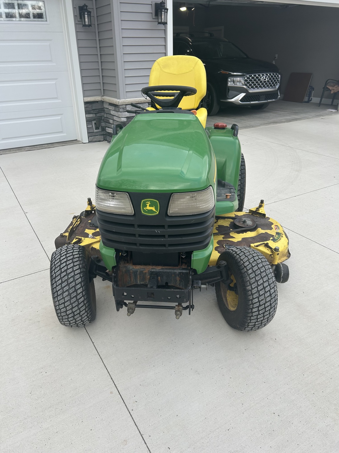 2002 John Deere X495 Image 1
