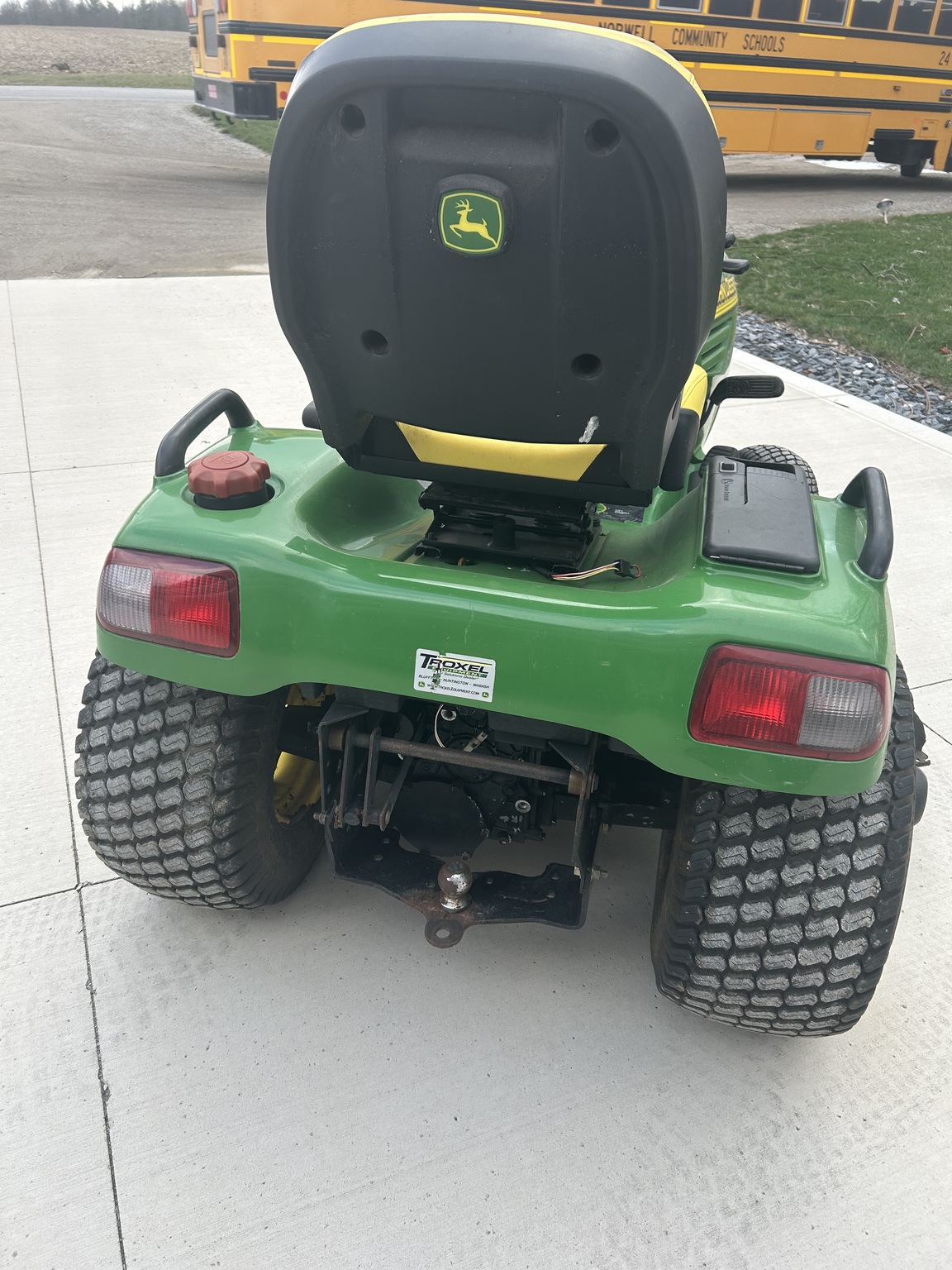 2002 John Deere X495 Image 5