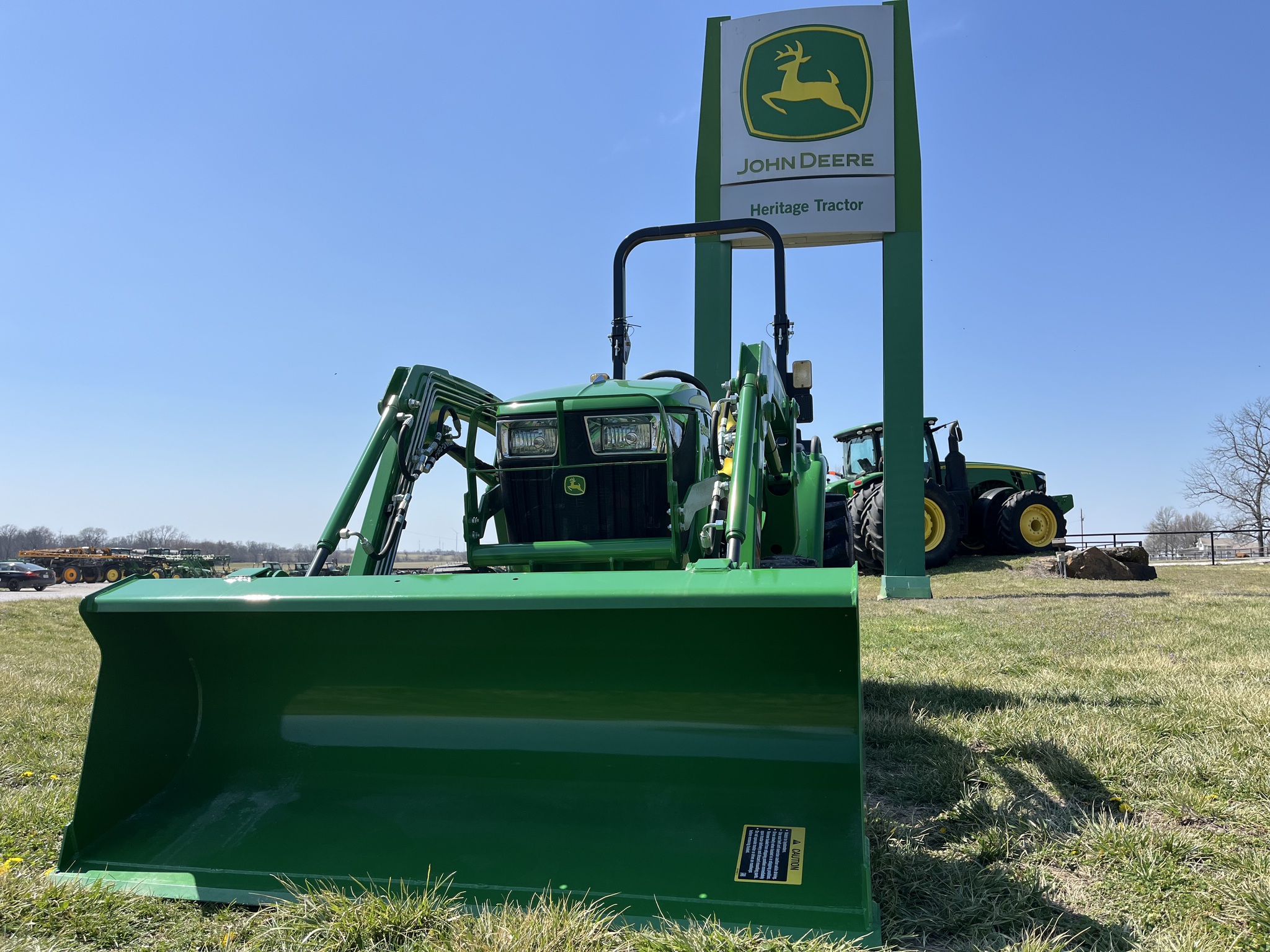  2024 John Deere 3032E at Heritage Tractor in Lockwood, MO