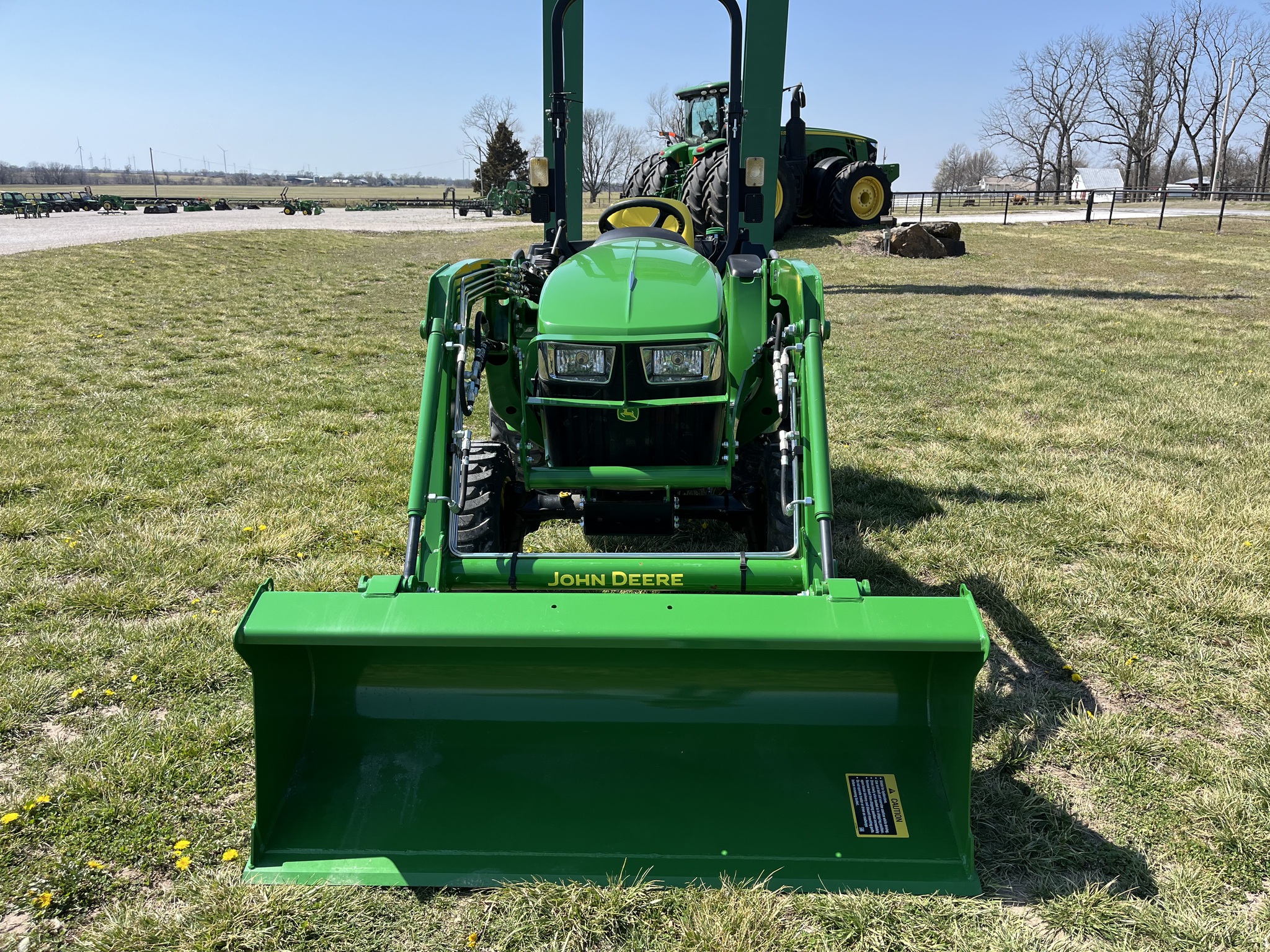  2024 John Deere 3032E at Heritage Tractor in Lockwood, MO