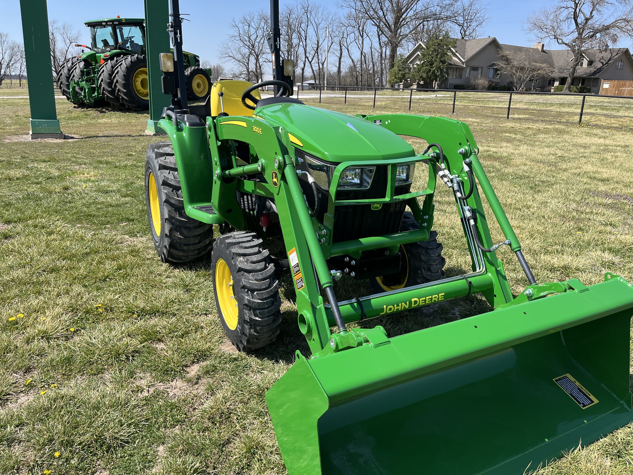  2024 John Deere 3032E at Heritage Tractor in Lockwood, MO
