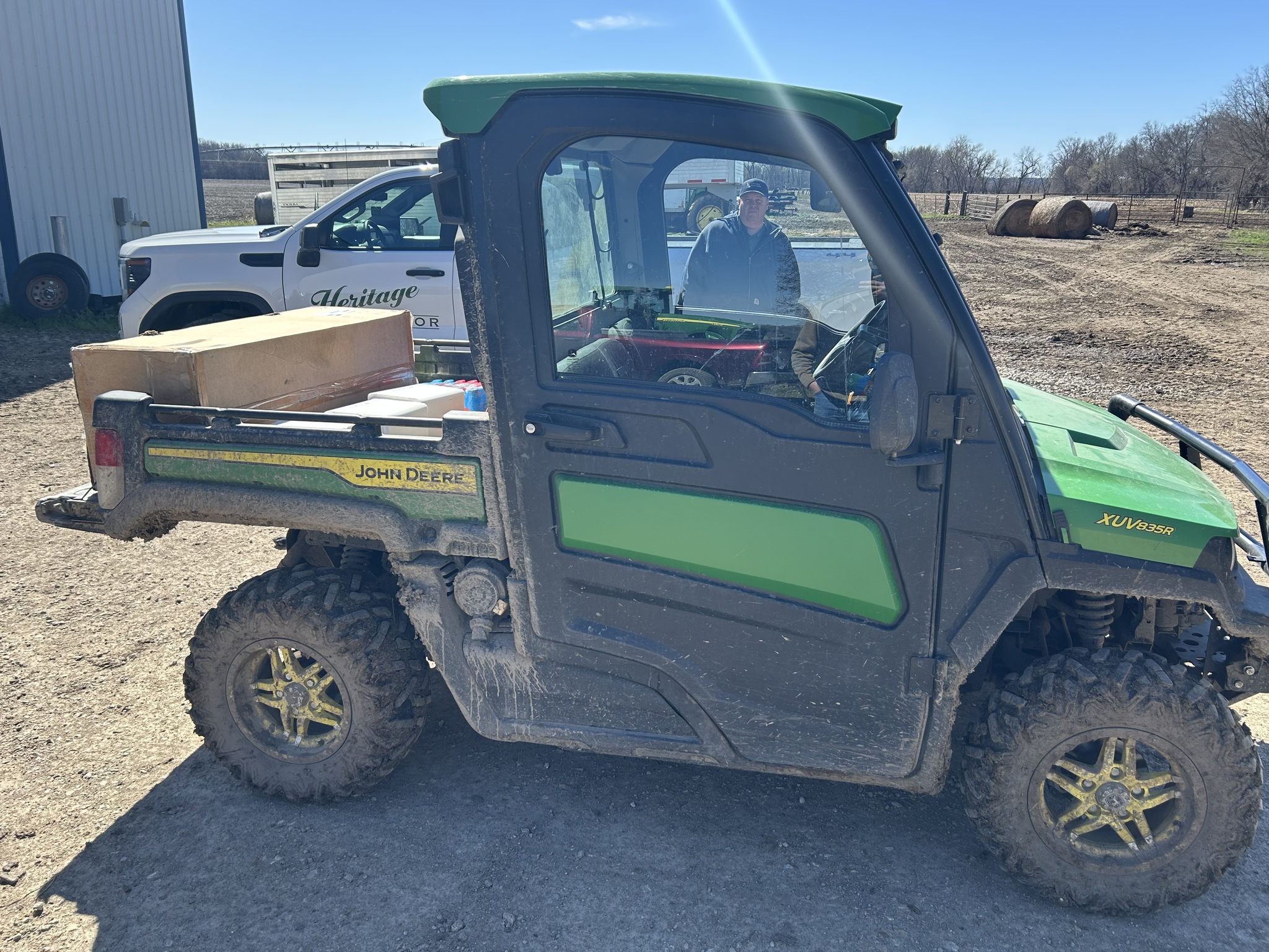  2023 John Deere XUV 835R at Heritage Tractor in Olathe, KS