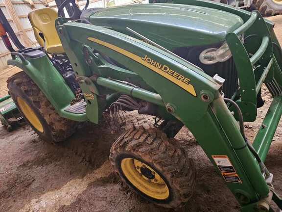 Photo of 2008 John Deere 3720