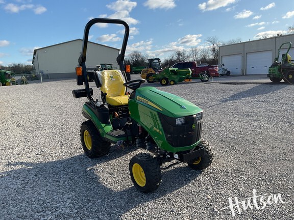 Photo of 2025 John Deere 1025R