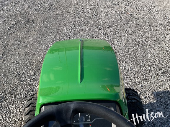 Photo of 2025 John Deere 1025R