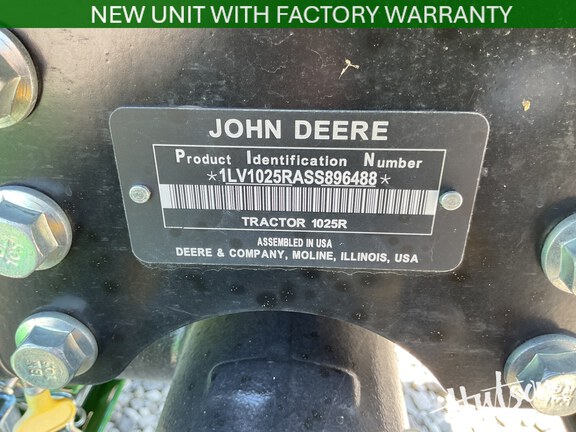Photo of 2025 John Deere 1025R