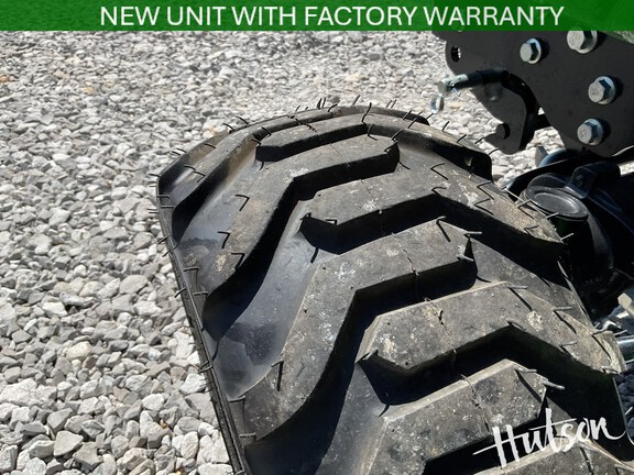 Photo of 2025 John Deere 1025R