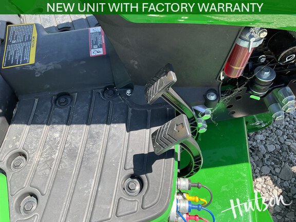 Photo of 2025 John Deere 1025R