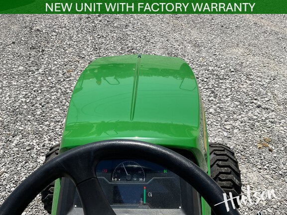 Photo of 2025 John Deere 1025R