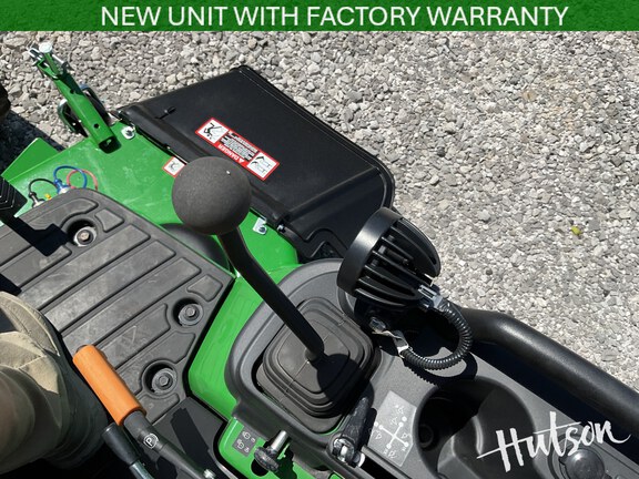 Photo of 2025 John Deere 1025R