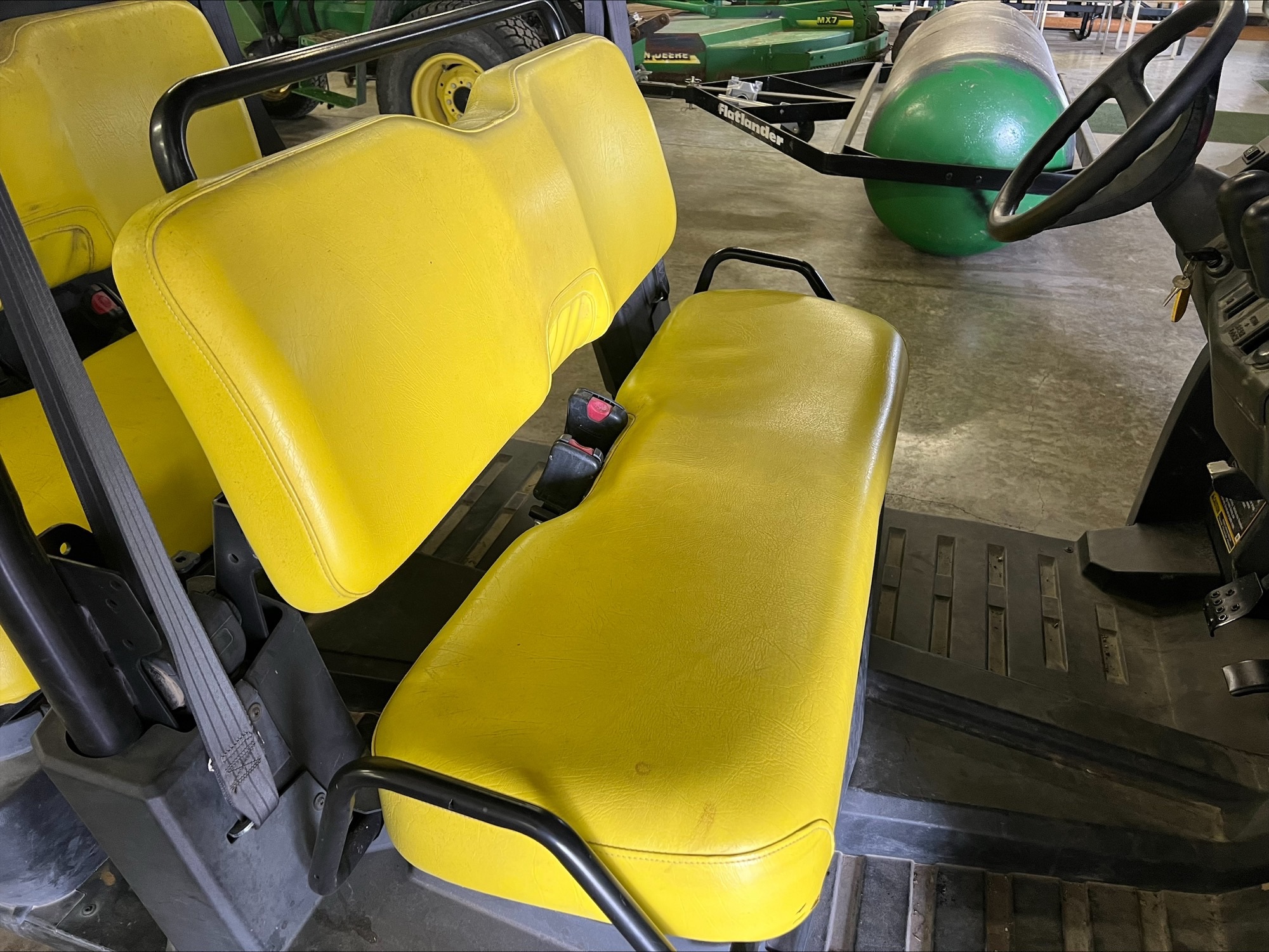 2012 John Deere XUV 550 S4 GREEN Image 10