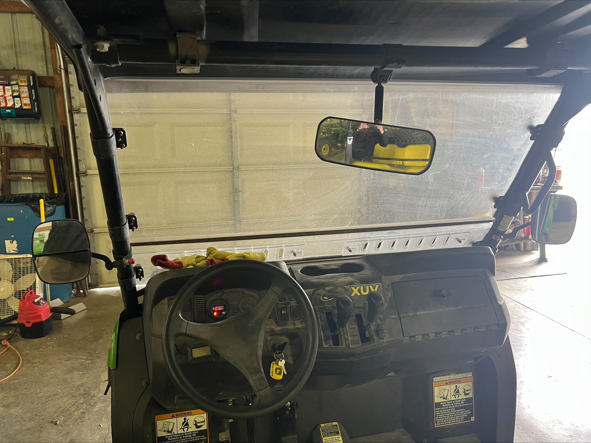 2012 John Deere XUV 550 S4 GREEN Image 13