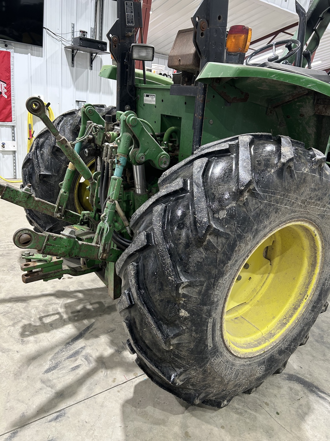 1992 John Deere 6200 Image 5