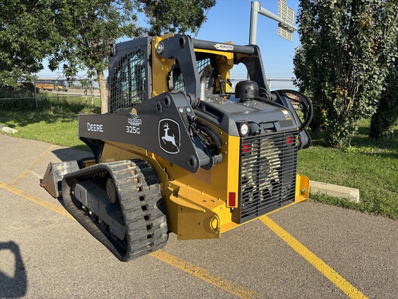 Used 2023 John Deere 325G Compact Track Loaders at Horizon Ag & Turf in Edmonton West, AB - Photo4