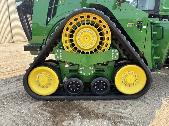 2025 John Deere 9RX 640 - Photo9