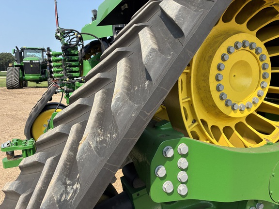 2025 John Deere 9RX 640 - Photo14