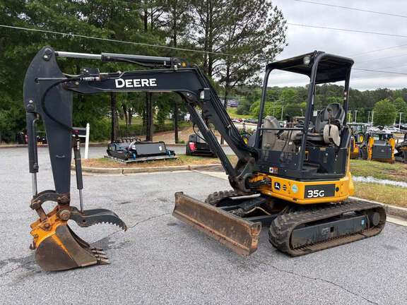 2016 John Deere 35G
