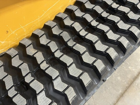 2023 John Deere 333G (8th thumbnail)